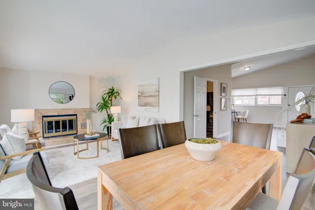 $724,900 | 4103 Ivanhoe Lane, Alexandria, VA 22310