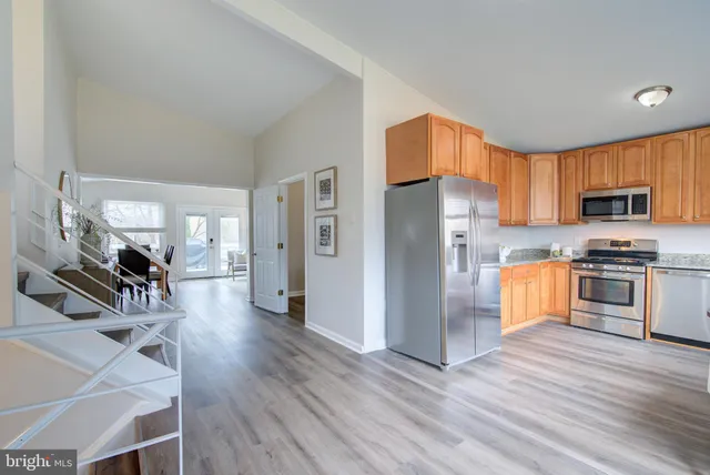 $724,900 | 4103 Ivanhoe Lane, Alexandria, VA 22310