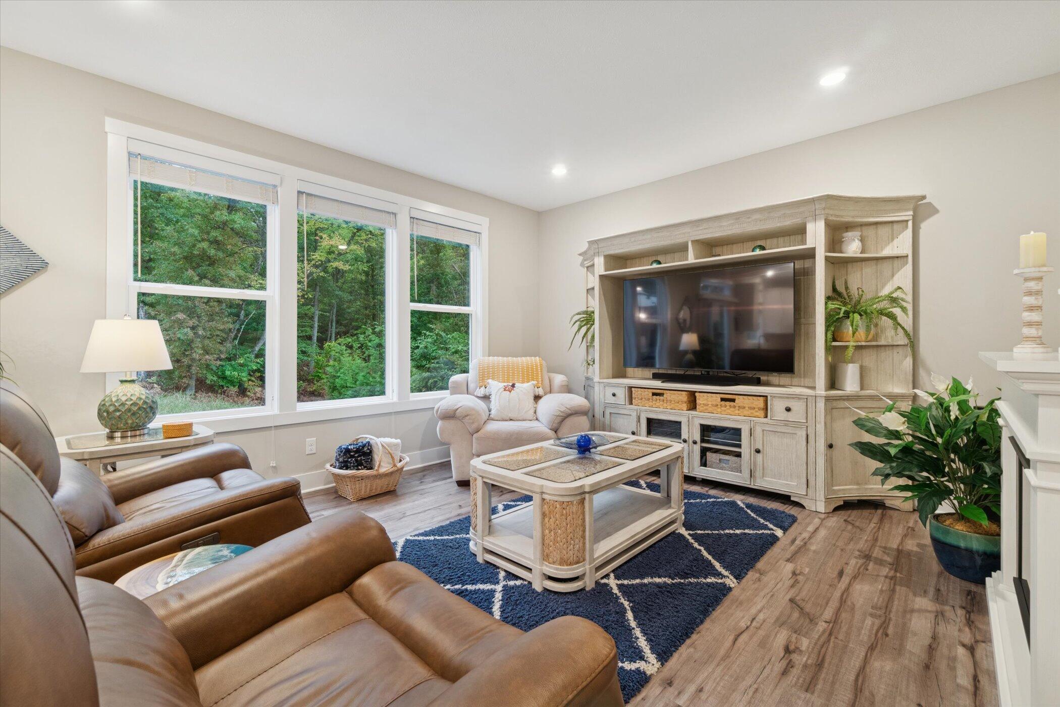 12651 Riverton Road Grand Haven, MI 49417 - Photo 20 of 79 10-12651-Riverton-Rd-WindowStill