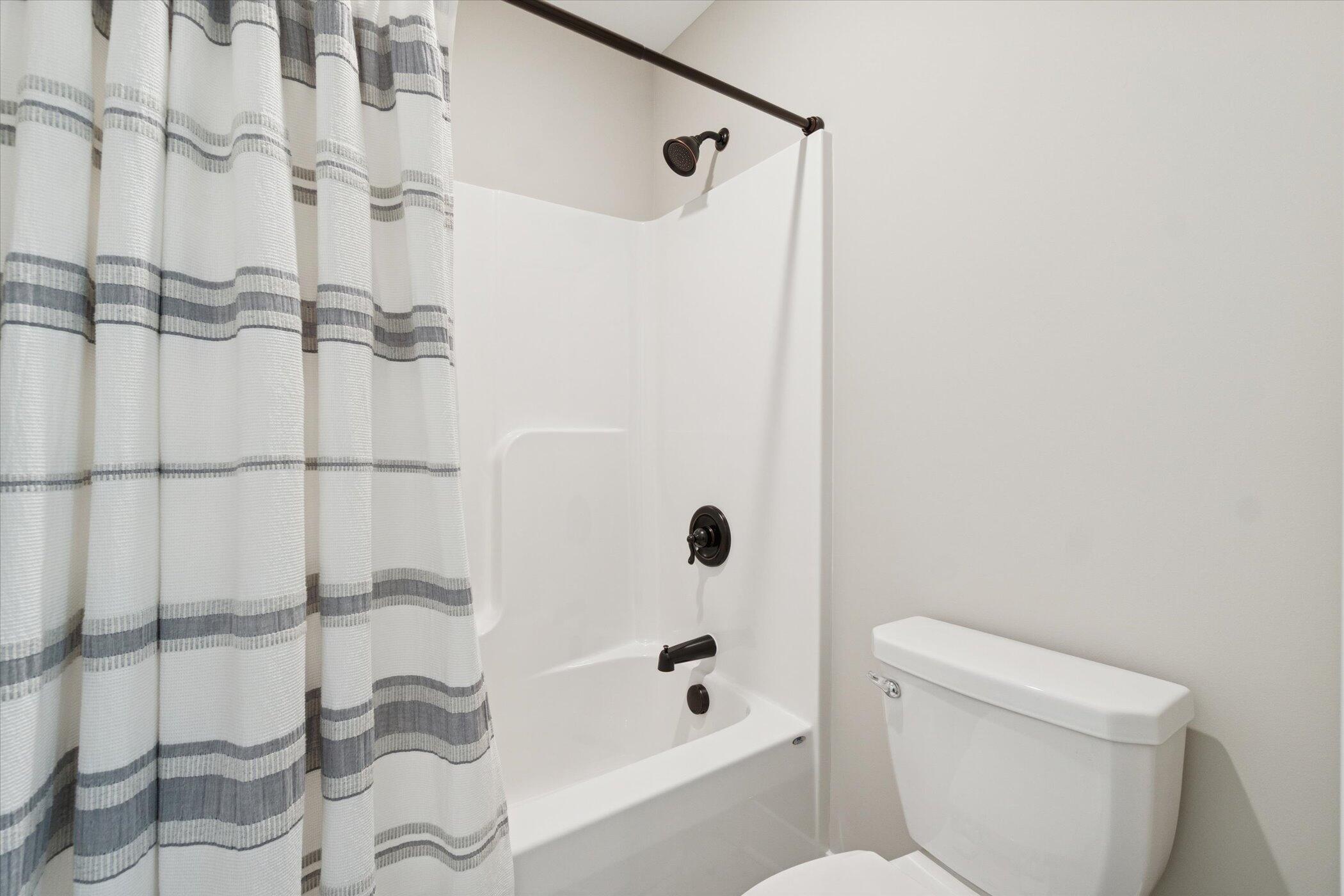 12651 Riverton Road Grand Haven, MI 49417 - Photo 38 of 79 29-12651-Riverton-Rd-WindowStill