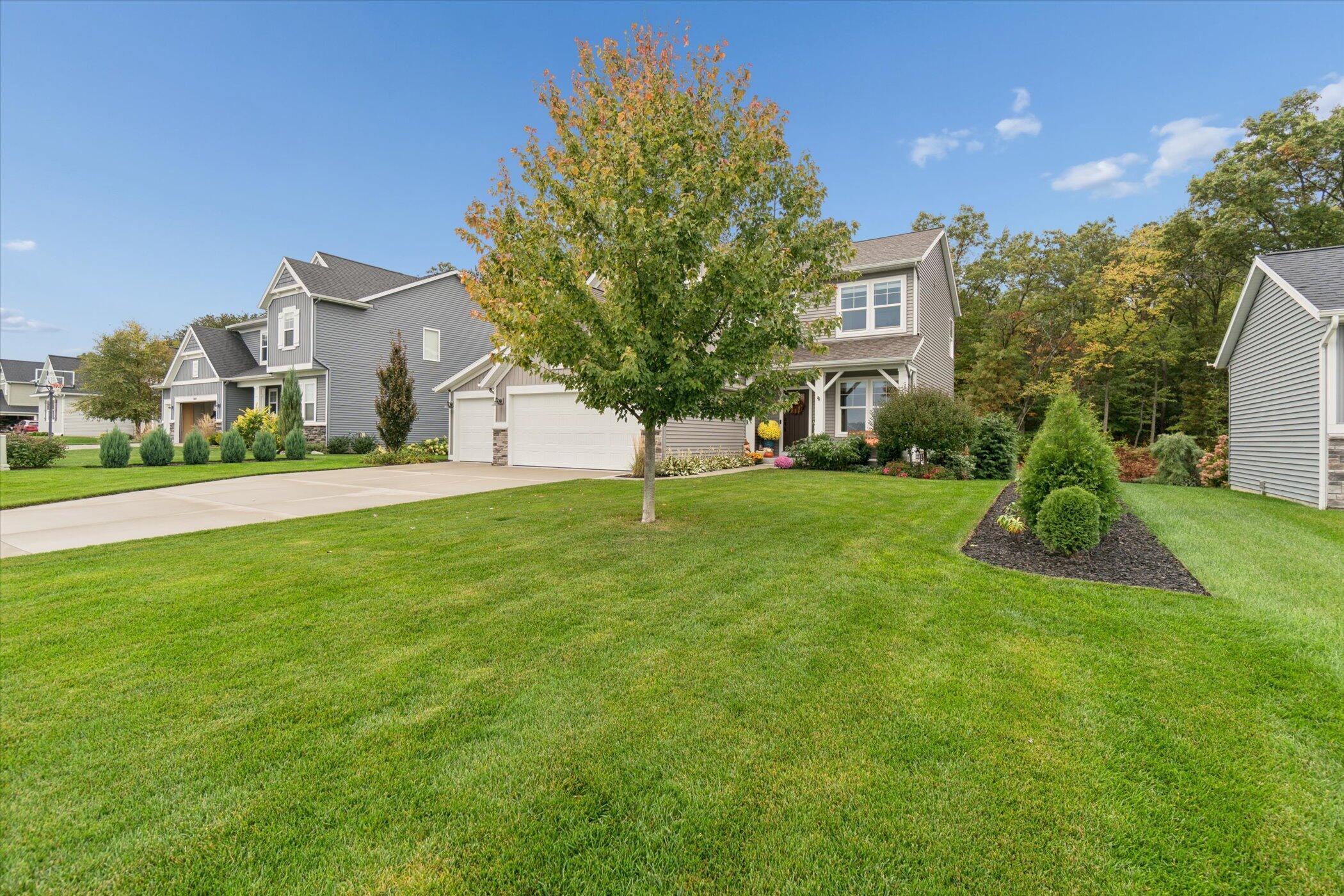 12651 Riverton Road Grand Haven, MI 49417 - Photo 4 of 79 04-12651-Riverton-Rd-WindowStill