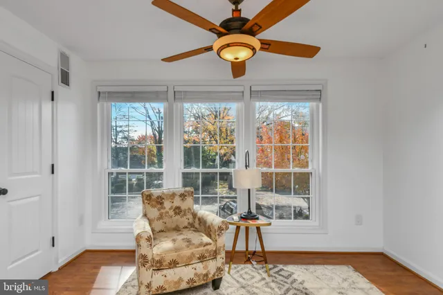 $349,900 | 10002 Oakton Terrace Road, Oakton, VA 22124