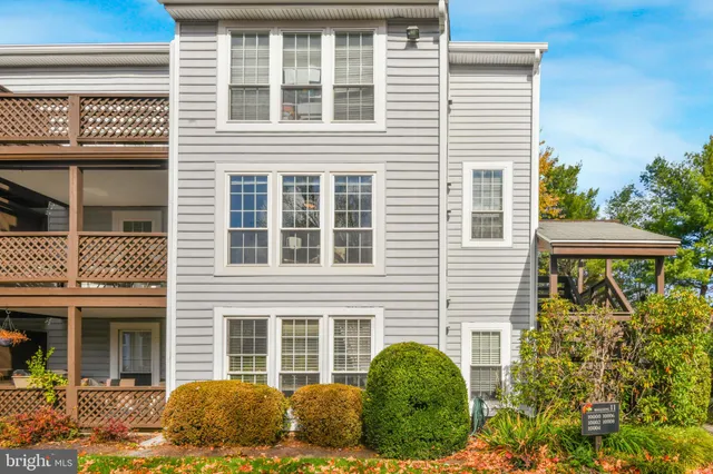 $349,900 | 10002 Oakton Terrace Road, Oakton, VA 22124