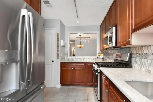 $349,900 | 10002 Oakton Terrace Road, Oakton, VA 22124