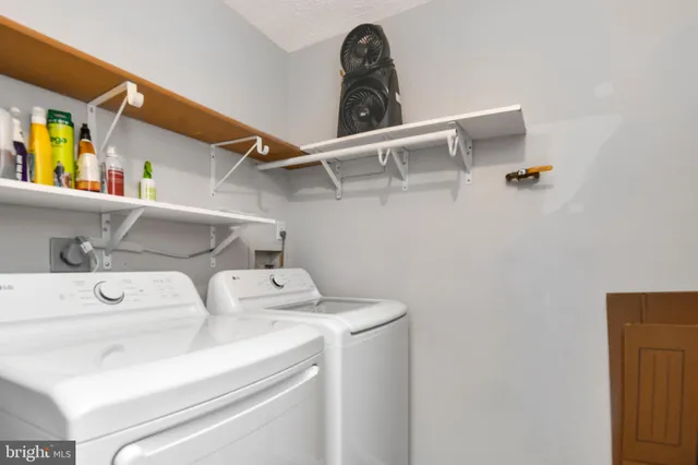 $349,900 | 10002 Oakton Terrace Road, Oakton, VA 22124