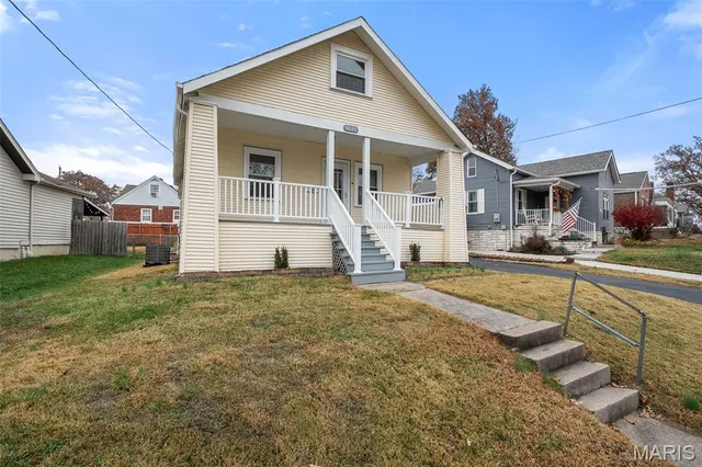 $200,000 | 9225 Pavia Avenue, Affton, MO 63123