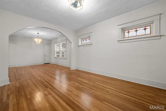 $200,000 | 9225 Pavia Avenue, Affton, MO 63123