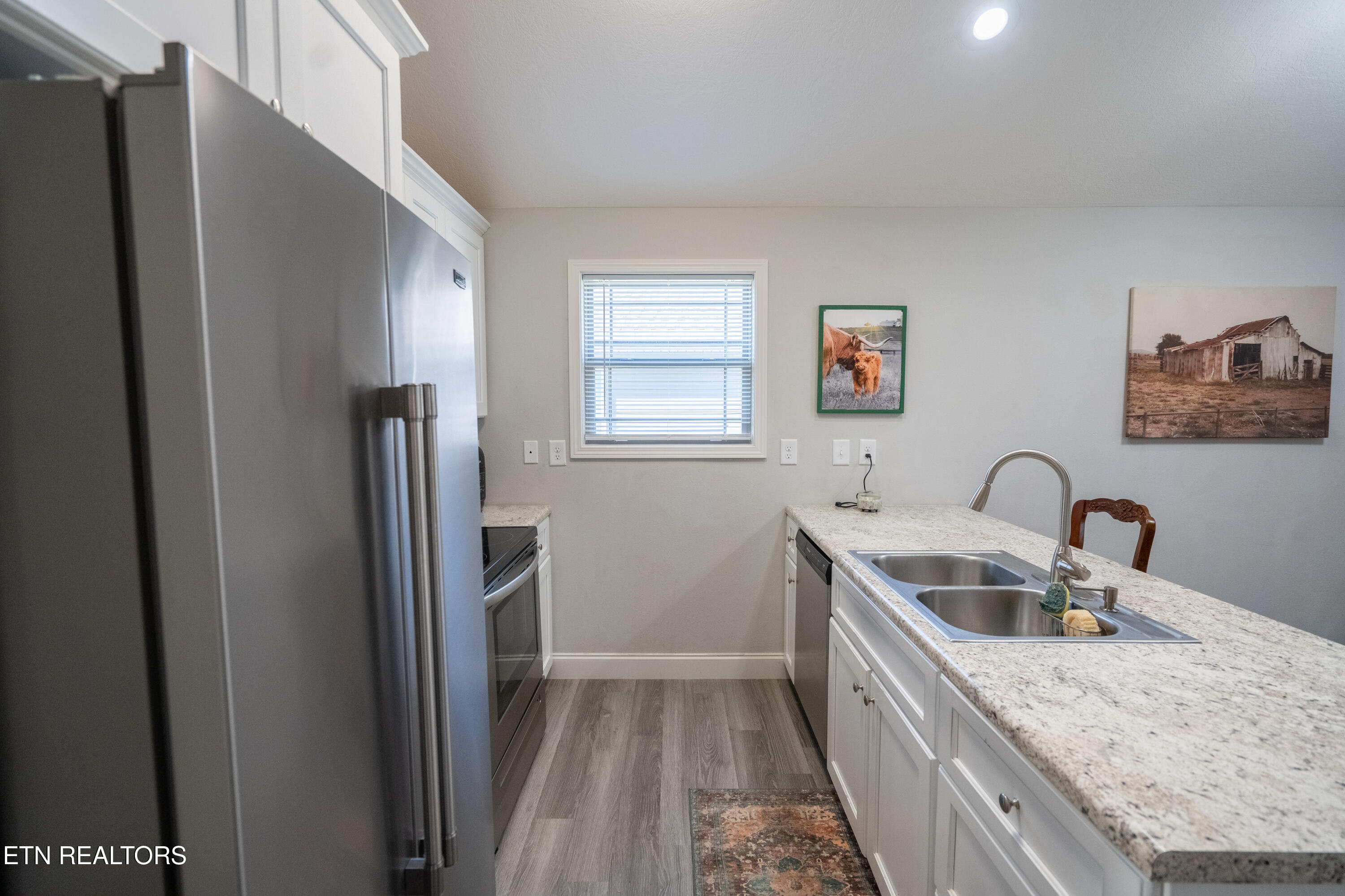 925 Loy Street Clinton, TN 37716 - Photo 12 of 36 925 Loy Street-5