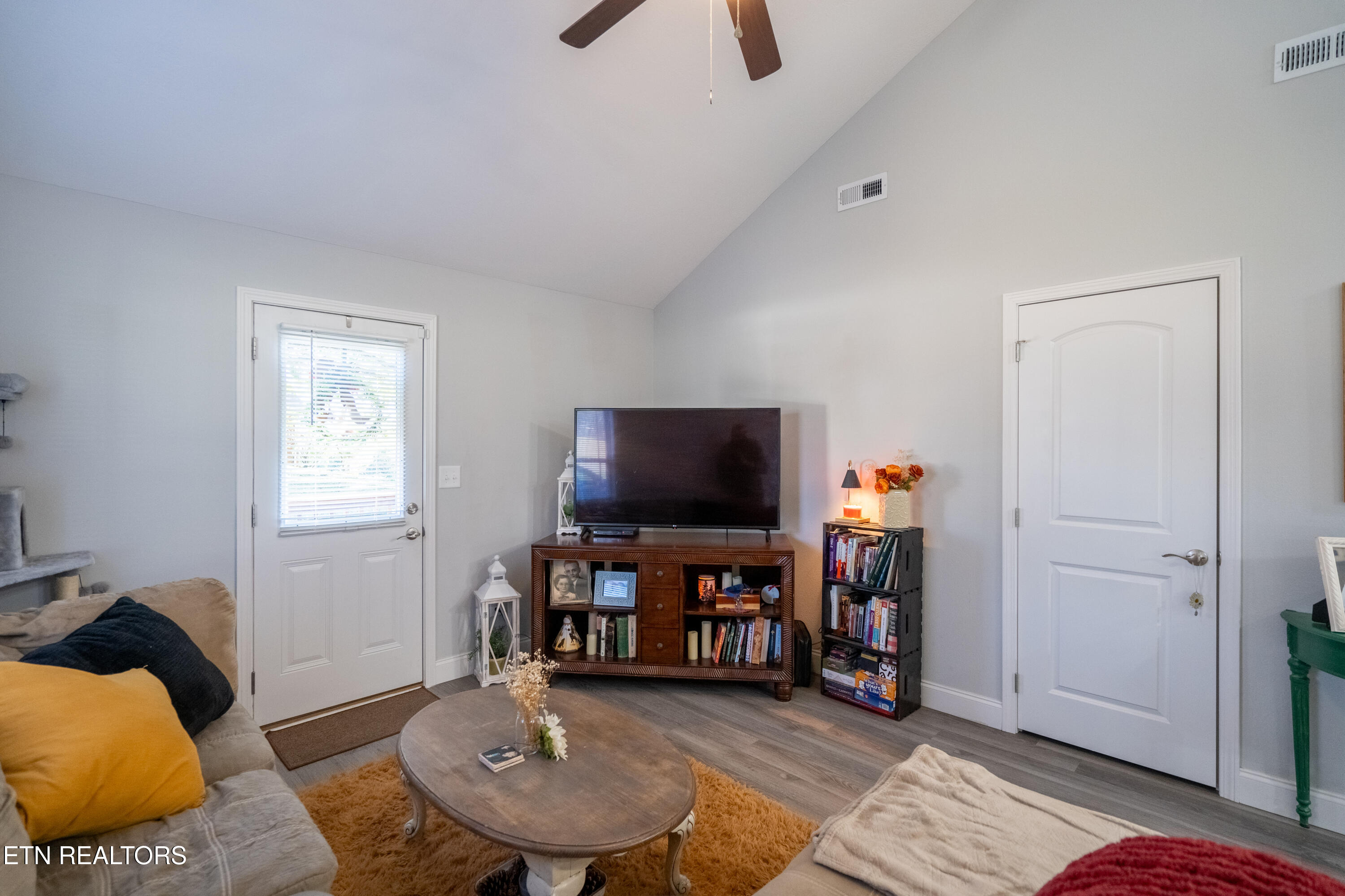 925 Loy Street Clinton, TN 37716 - Photo 18 of 36 925 Loy Street-12