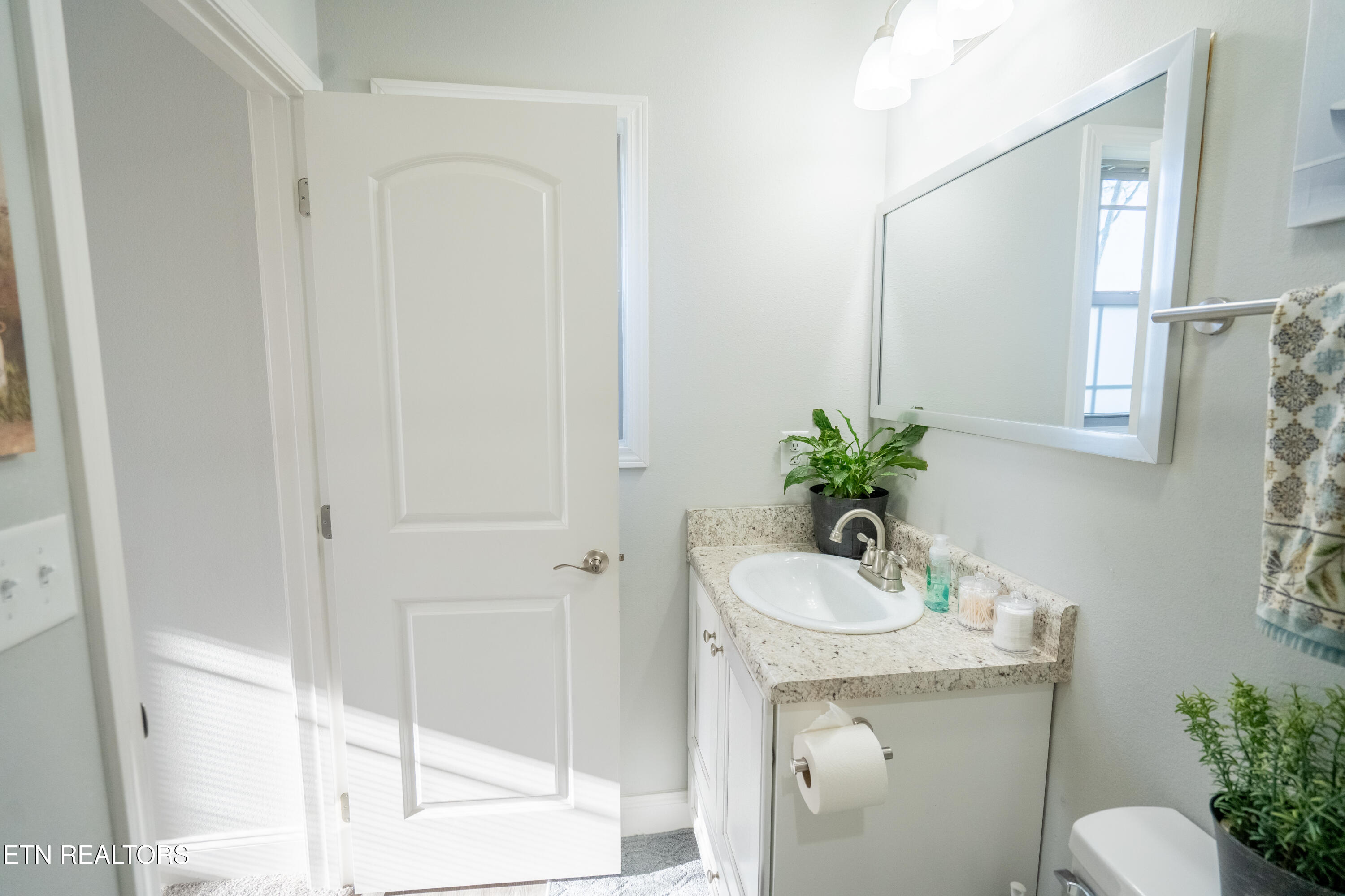 925 Loy Street Clinton, TN 37716 - Photo 25 of 36 925 Loy Street-21