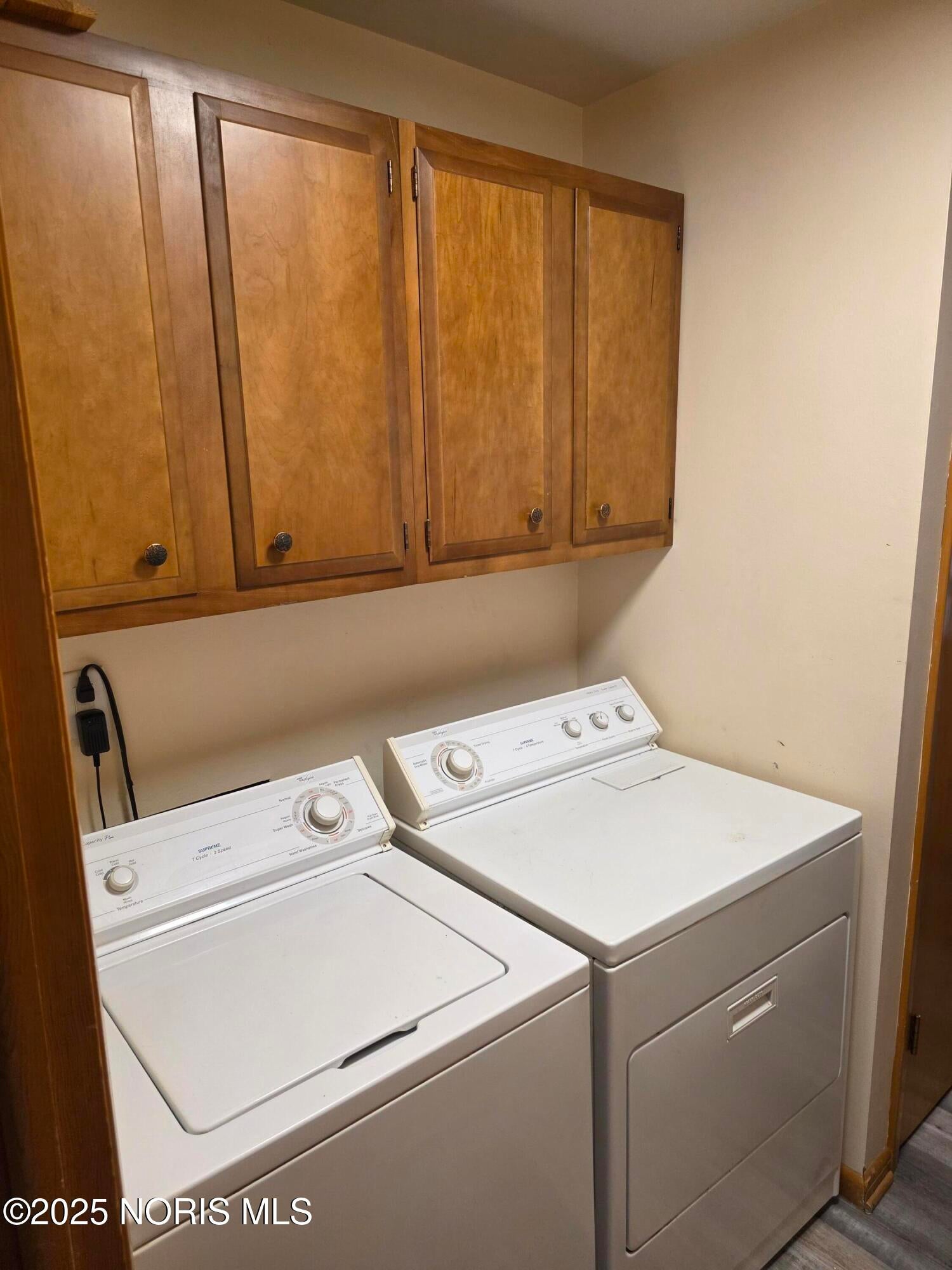 858 Athens Road Oregon, OH 43616 - Photo 12 of 33 20251113_153923
