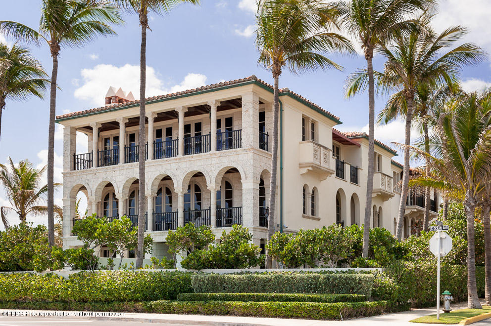 102 Gulfstream Road, Unit A Palm Beach, FL 33480 - Photo 17 of 17 front view of a building with a garden