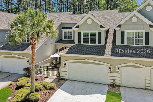 $669,000 | 208 Wicklow Drive, Bluffton, SC 29910
