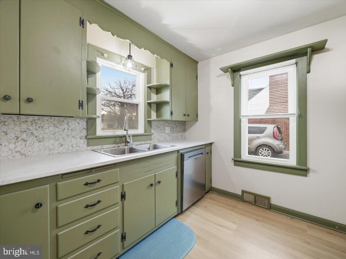 1241 South Main Street Chambersburg, PA 17201 - Photo 11 of 33