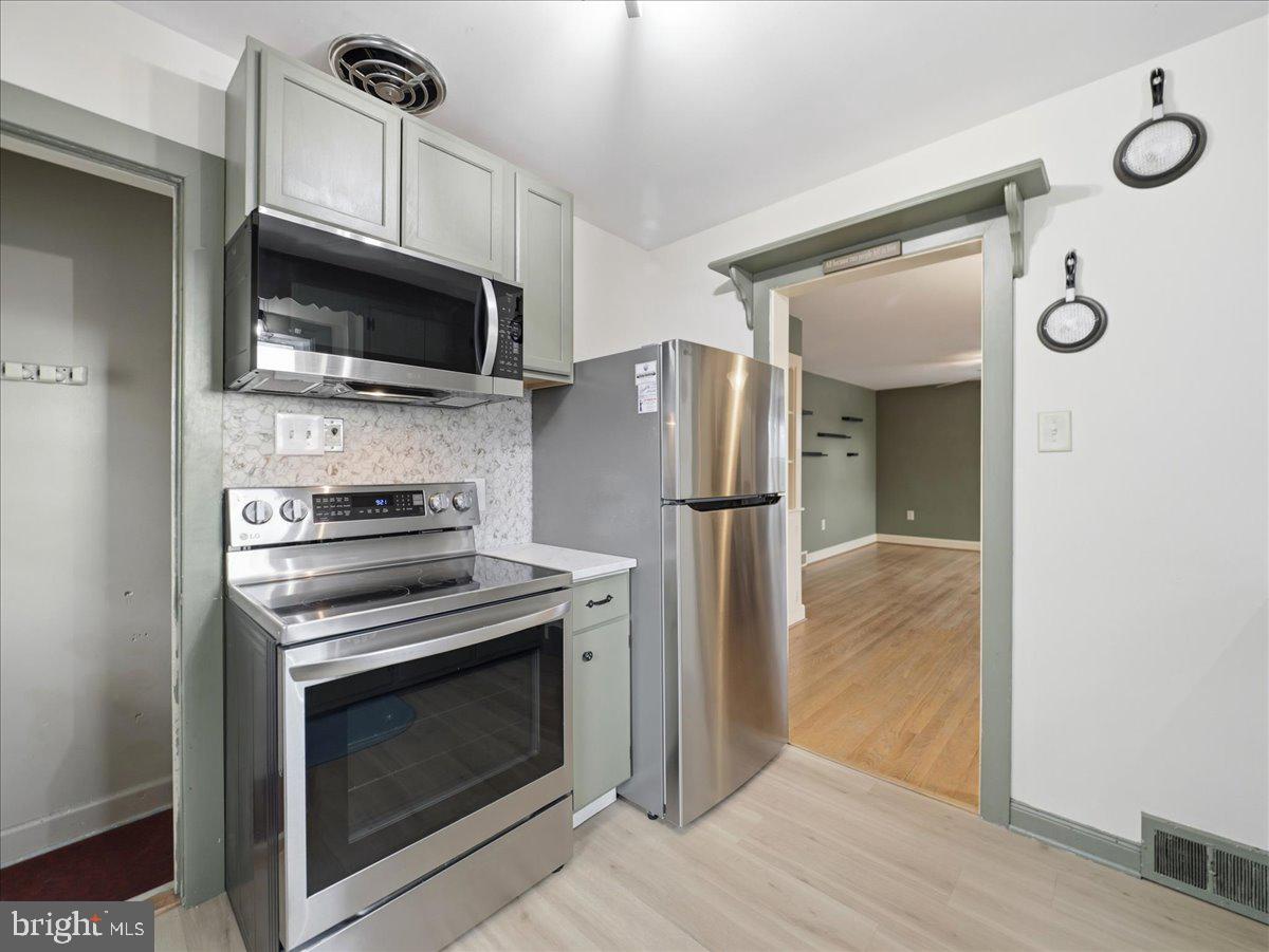 1241 South Main Street Chambersburg, PA 17201 - Photo 13 of 33
