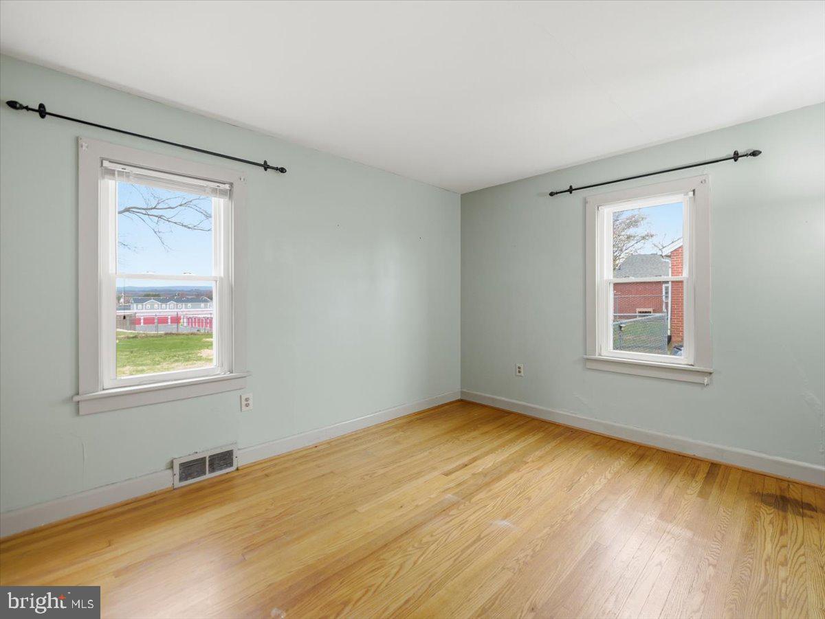 1241 South Main Street Chambersburg, PA 17201 - Photo 18 of 33