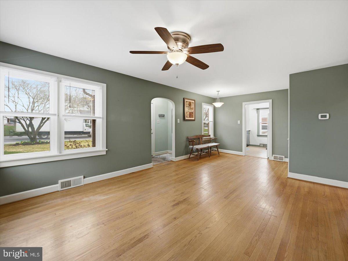 1241 South Main Street Chambersburg, PA 17201 - Photo 5 of 33