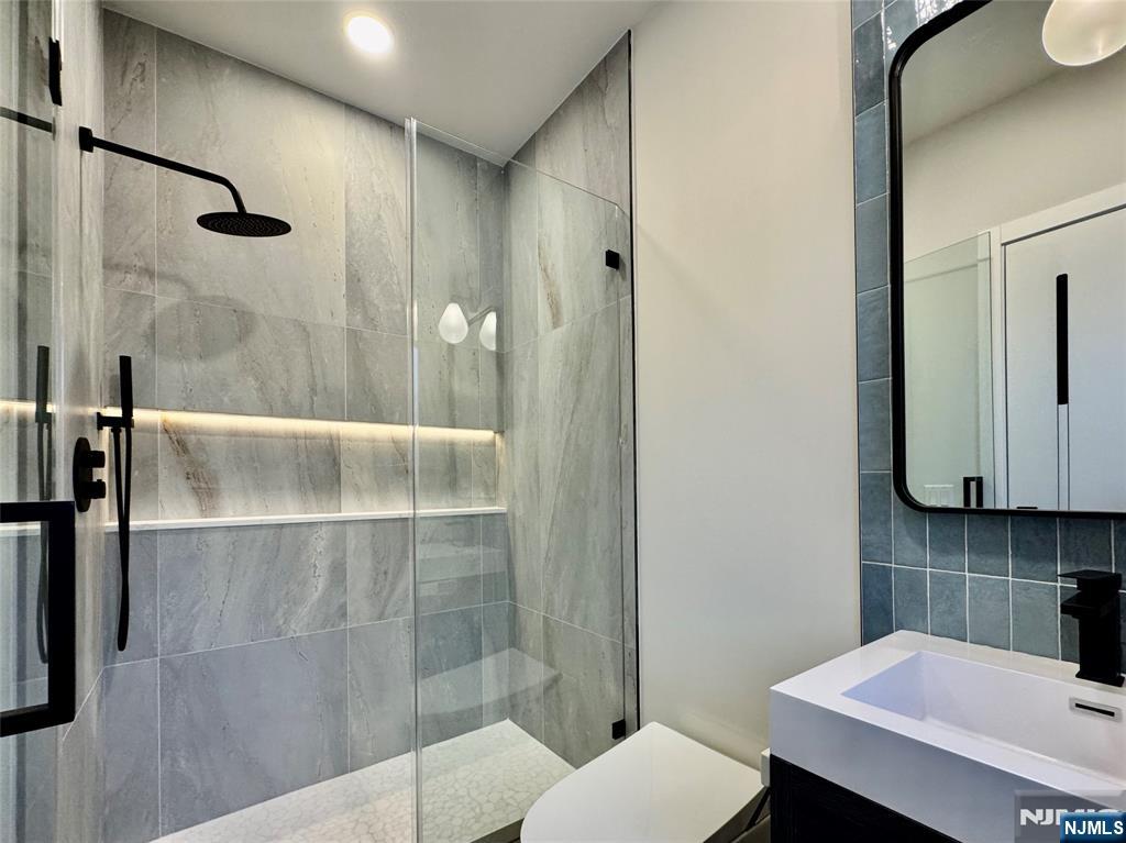 80 2nd Street Park Ridge, NJ 07656 - Photo 20 of 23