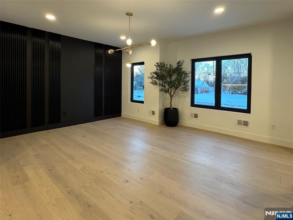 80 2nd Street Park Ridge, NJ 07656 - Photo 8 of 23