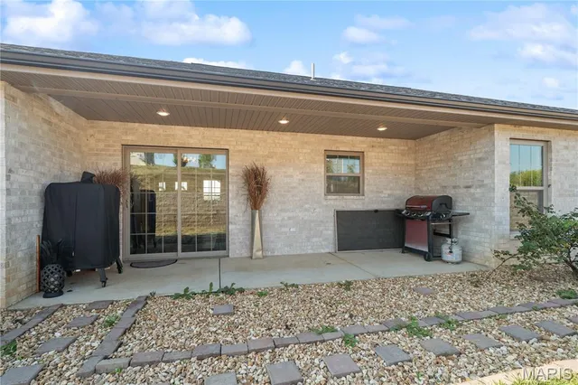 $345,000 | 794 West Deerwood Drive, Jackson, MO 63755