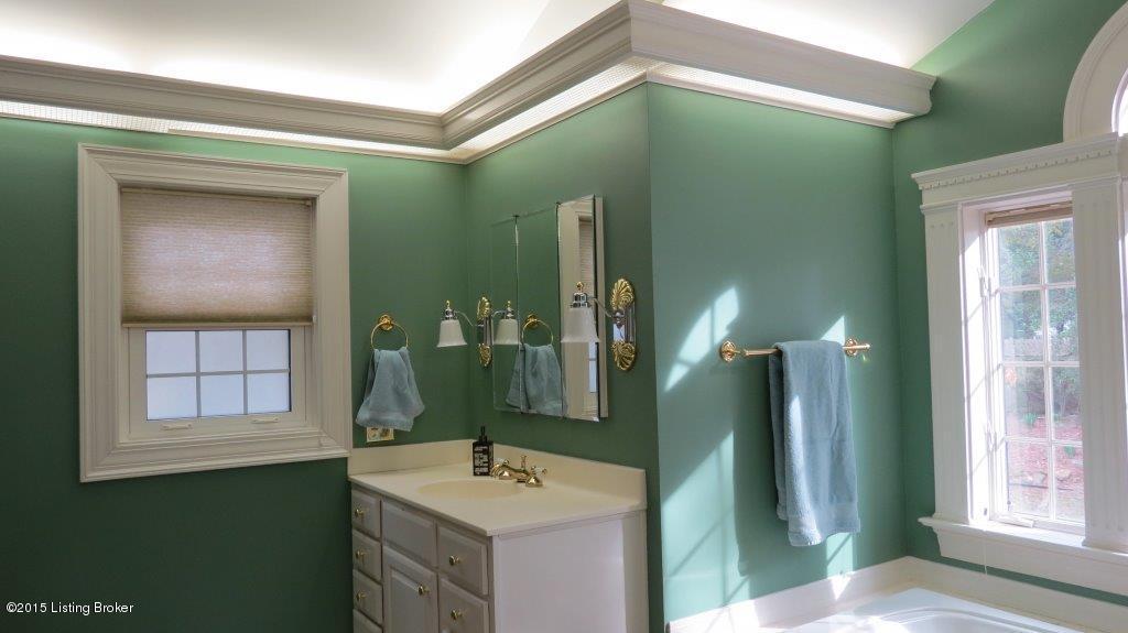 4908 Crofton Road Louisville, KY 40207 - Photo 35 of 41 34.jpg
