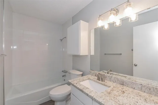 $1,495 | 5013 Geddes Avenue, Unit B, Fort Worth, TX 76107