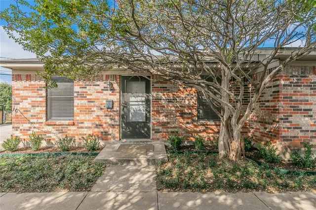 $1,495 | 5013 Geddes Avenue, Unit B, Fort Worth, TX 76107