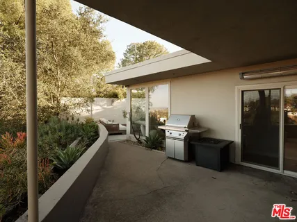 $2,649,000 | 2400 Crest View Drive, Los Angeles, CA 90046