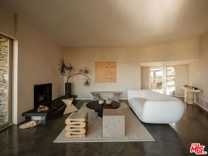 $2,649,000 | 2400 Crest View Drive, Los Angeles, CA 90046