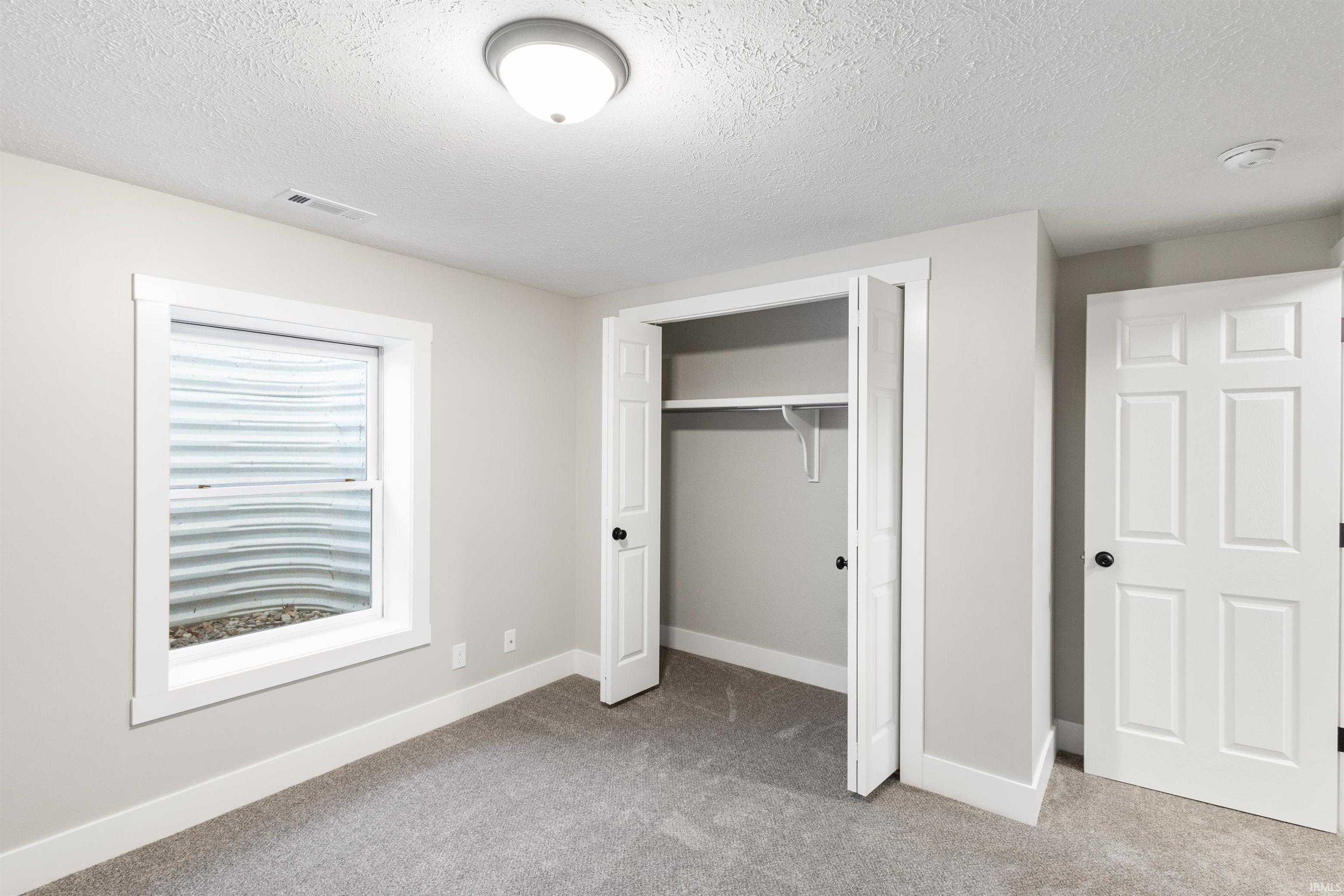 988 Spring Crossing Drive Middlebury, IN 46540 - Photo 23 of 34