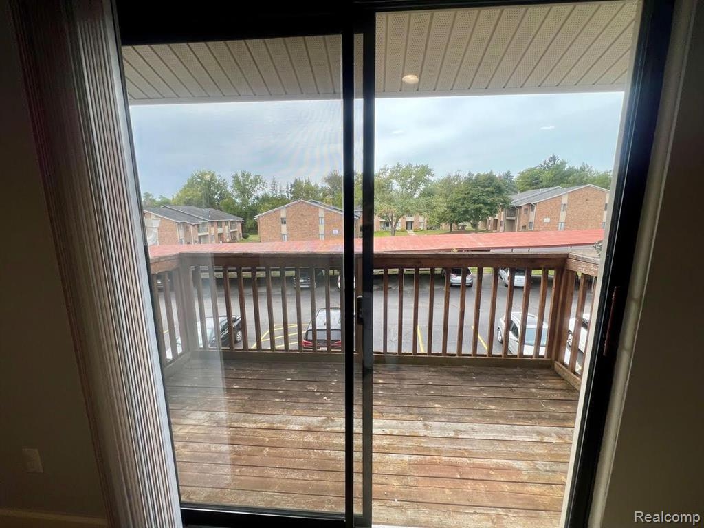 30060 West 12 Mile Road, Unit 94 Farmington, MI 48334 - Photo 20 of 22