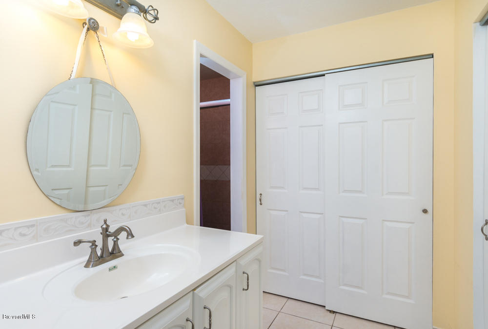 310 Tatum Road Southwest Palm Bay, FL 32908 - Photo 15 of 16 15-med
