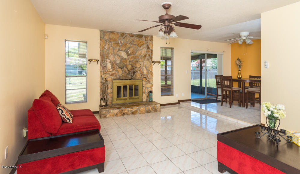 310 Tatum Road Southwest Palm Bay, FL 32908 - Photo 8 of 16 8-med