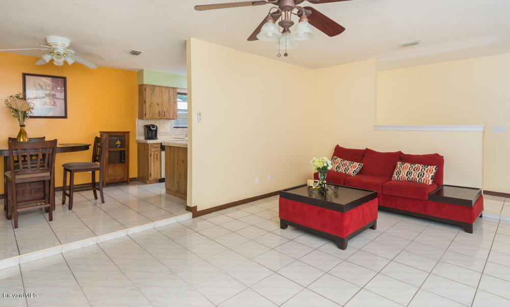 310 Tatum Road Southwest Palm Bay, FL 32908 - Photo 10 of 16 10-med