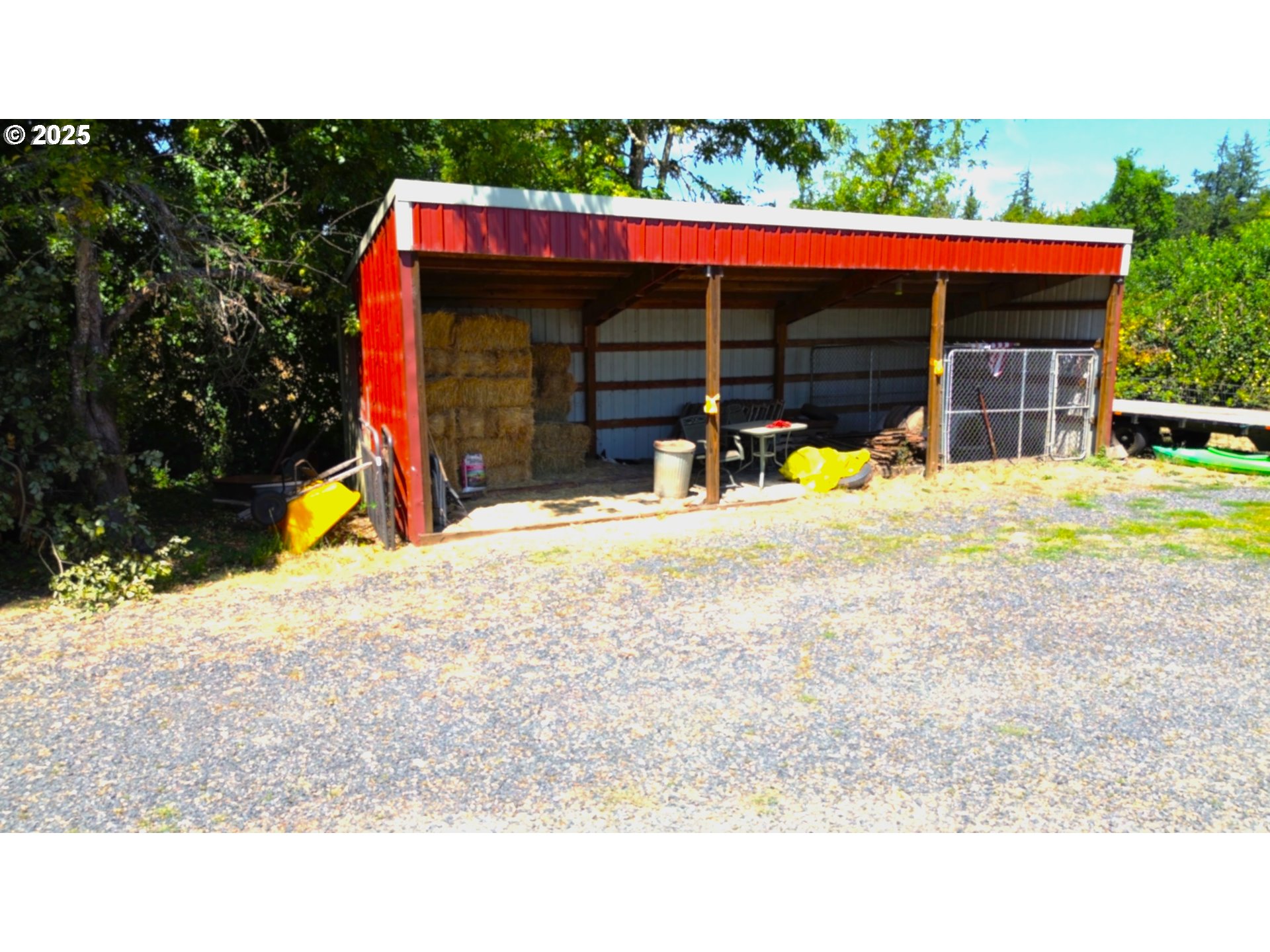 38717 Dexter Road Dexter, OR 97431 - Photo 22 of 38 a view of a house with small yard
