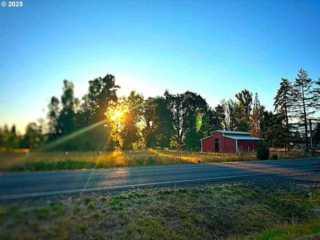 $439,900 | 38717 Dexter Road, Dexter, OR 97431