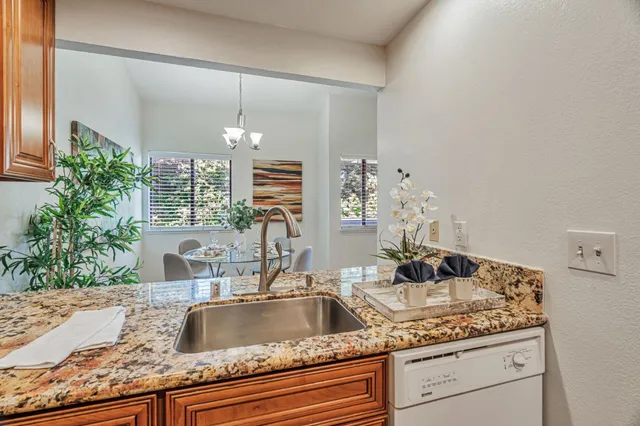 $789,000 | 4020 Williams Road, Unit 8, San Jose, CA 95117