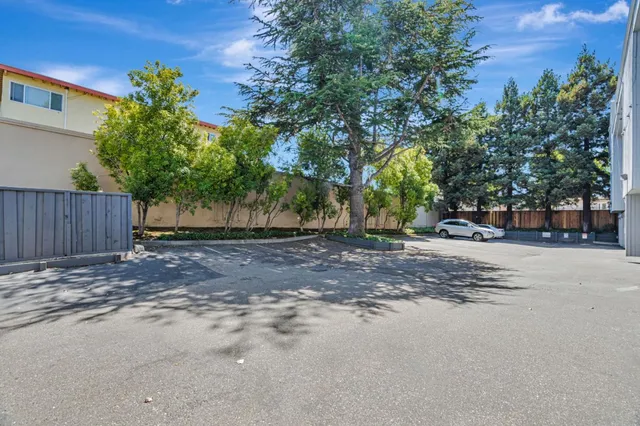 $789,000 | 4020 Williams Road, Unit 8, San Jose, CA 95117