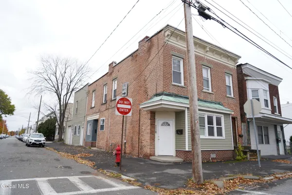 $275,888 | 600 25th Street, Watervliet, NY 12189