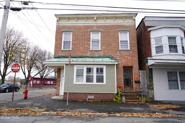$275,888 | 600 25th Street, Watervliet, NY 12189