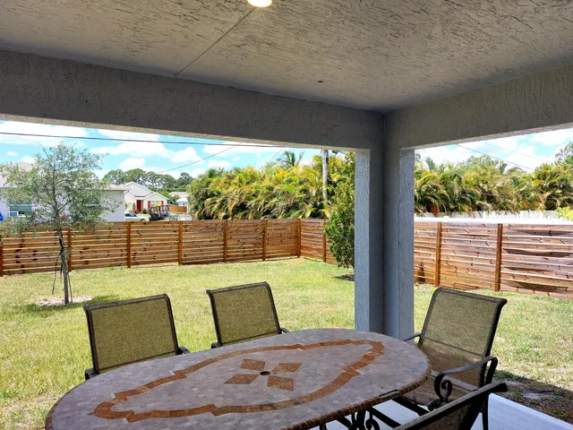 $420,000 | 1614 Southwest Sylvester Lane, Port St. Lucie, FL 34984