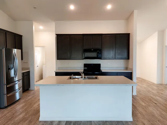 $420,000 | 1614 Southwest Sylvester Lane, Port St. Lucie, FL 34984