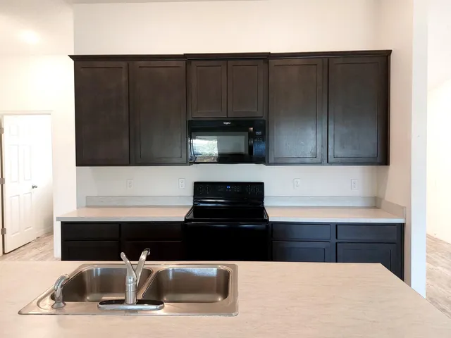 $420,000 | 1614 Southwest Sylvester Lane, Port St. Lucie, FL 34984