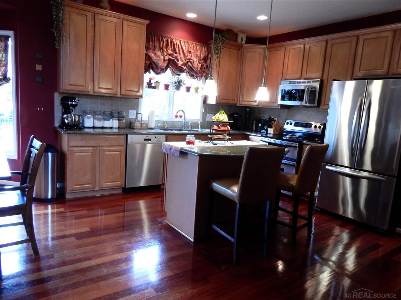 2007 Peterwood Rochester Hills, MI 48307 - Photo 11 of 40