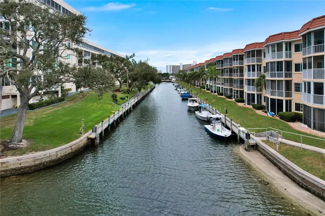 $550,000 | 1325 South Portofino Drive, Unit 309, Sarasota, FL 34242