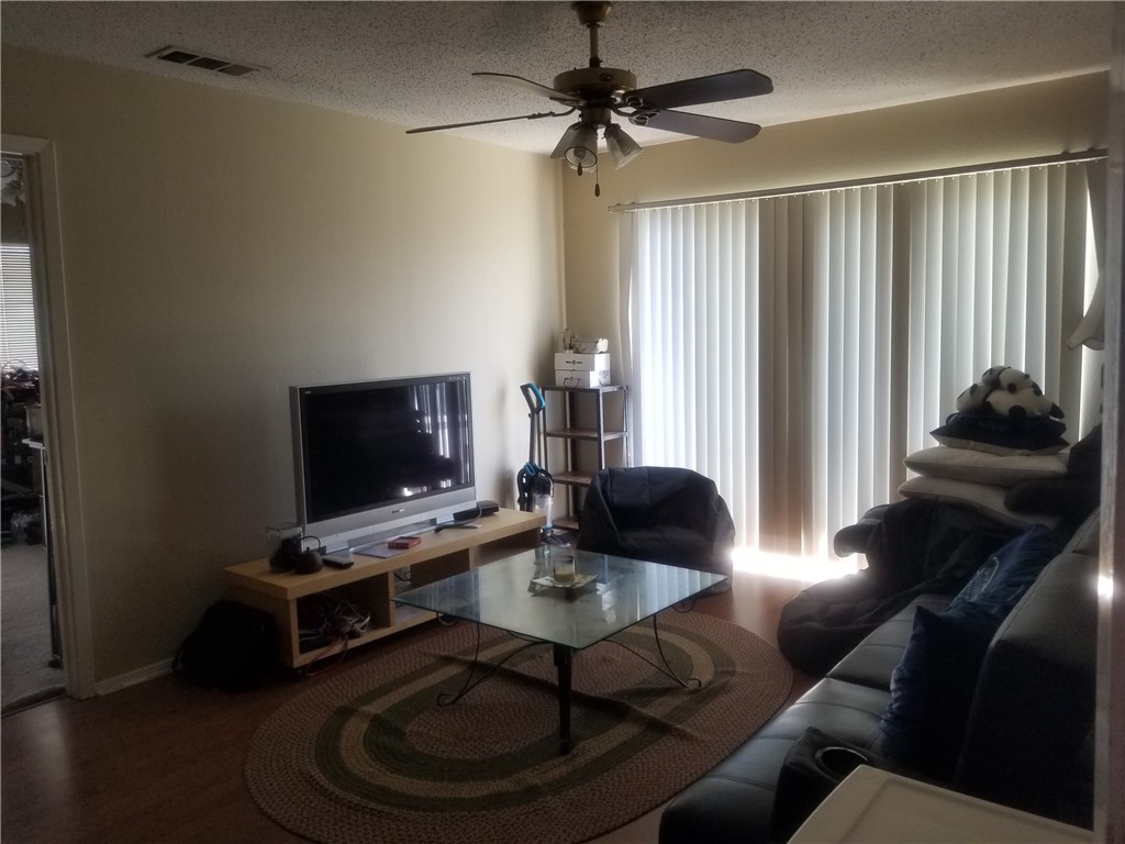 3115 Helms Street, Unit 212 Austin, TX 78705 - Photo 6 of 15