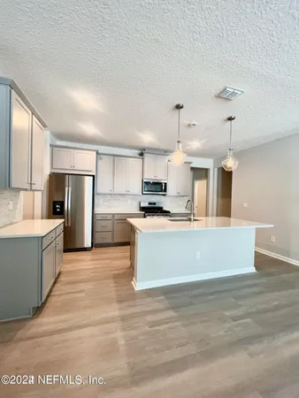 $2,800 | 172 Sawgrass Lane, Yulee, FL 32097
