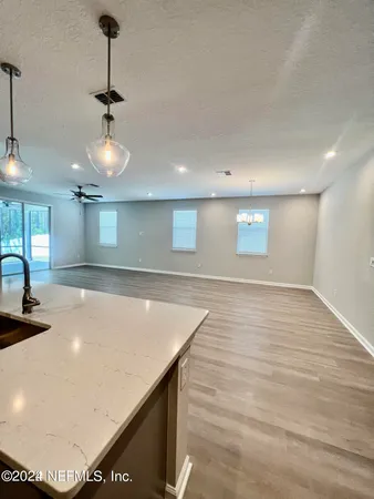 $2,800 | 172 Sawgrass Lane, Yulee, FL 32097