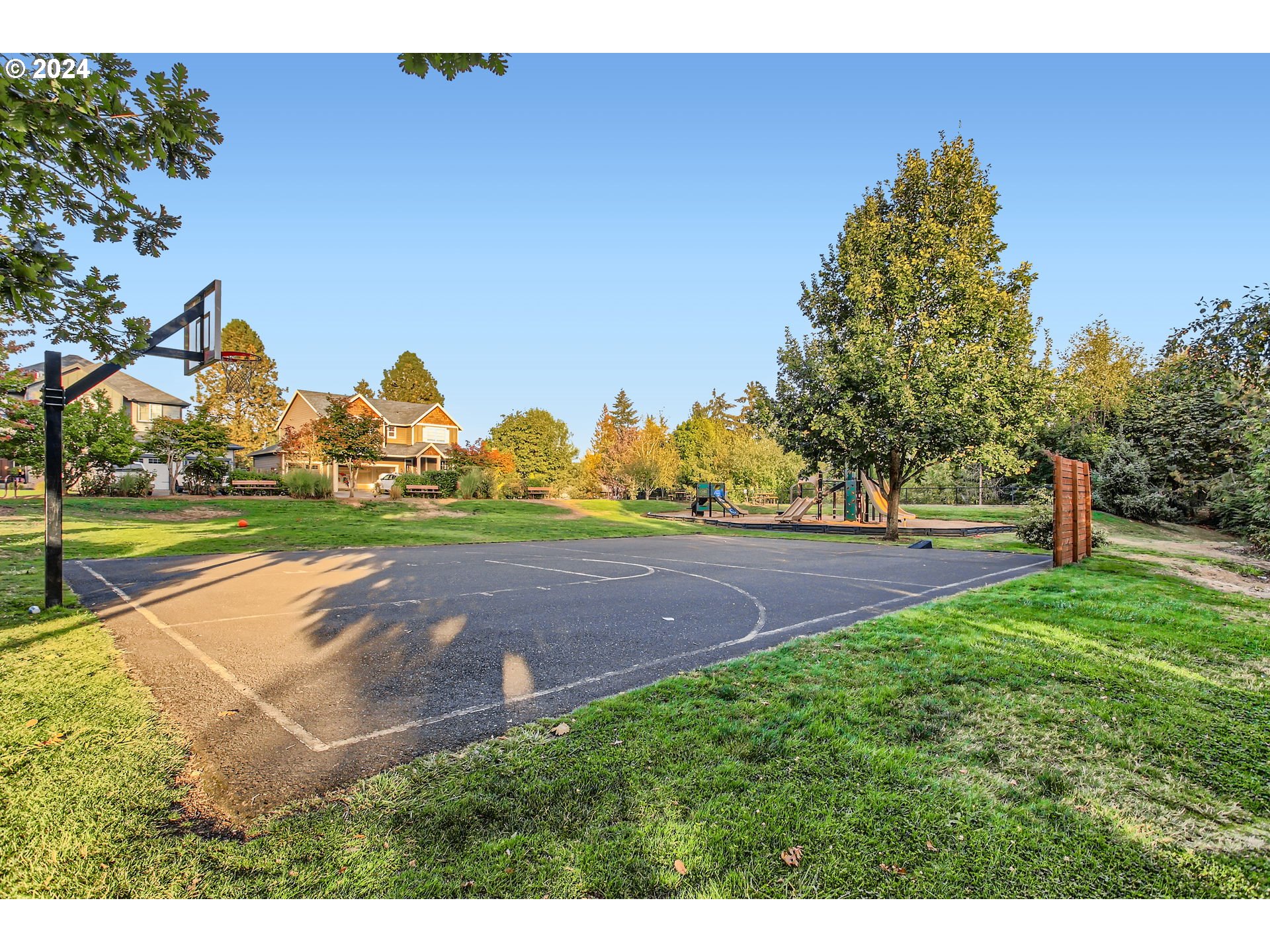 11608 Darling Way Oregon City, OR 97045 - Photo 36 of 40 Gallery Image 36
