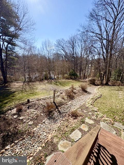 6825 Spring Beauty Court Springfield, VA 22152 - Photo 24 of 51 a view of a yard with a snow